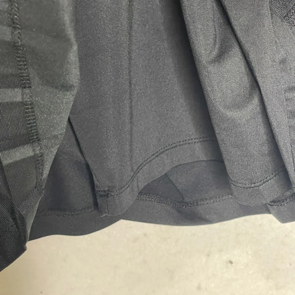 TAIL Onyx Black Pleated Skorts Pockets Golf Activewear Size XL